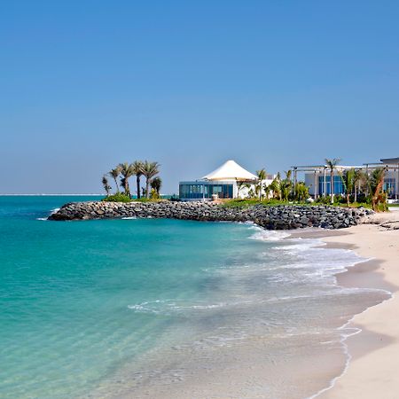 ซาย่า นูไร ไอแลนด์ รีสอร์ต Hotel อาบูดาบี ภายนอก รูปภาพ Beach at Jumeirah Beach Club