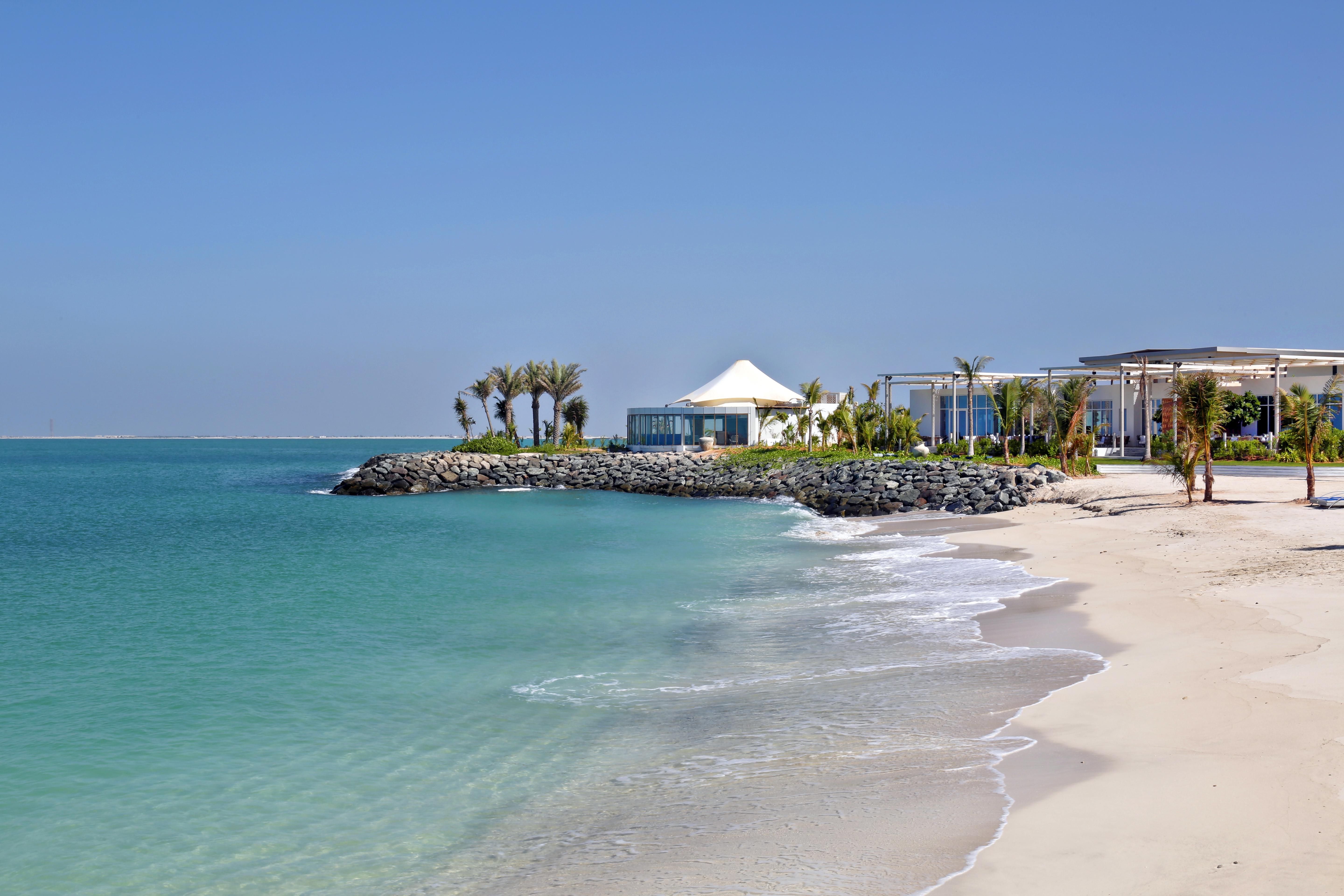 ซาย่า นูไร ไอแลนด์ รีสอร์ต Hotel อาบูดาบี ภายนอก รูปภาพ Beach at Jumeirah Beach Club