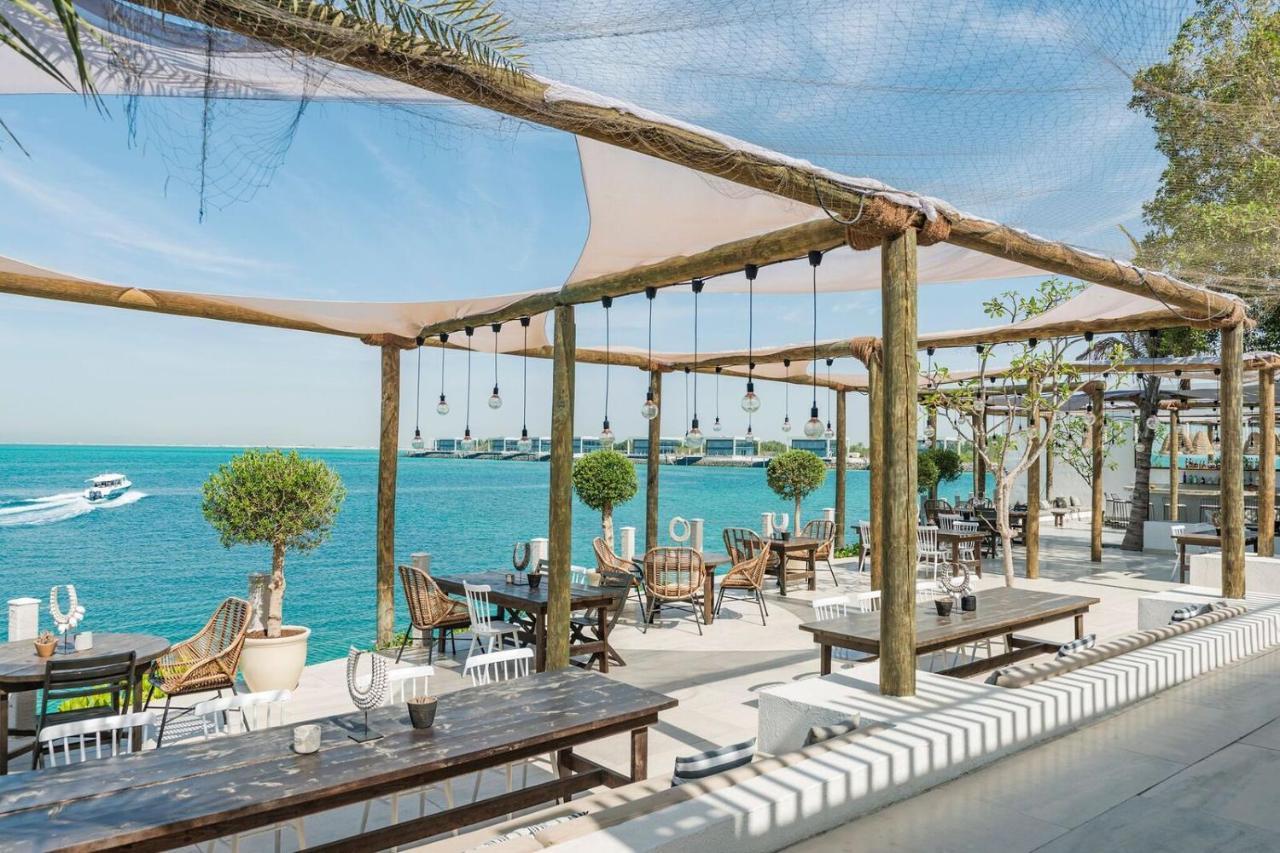 ซาย่า นูไร ไอแลนด์ รีสอร์ต Hotel อาบูดาบี ภายนอก รูปภาพ The Beach